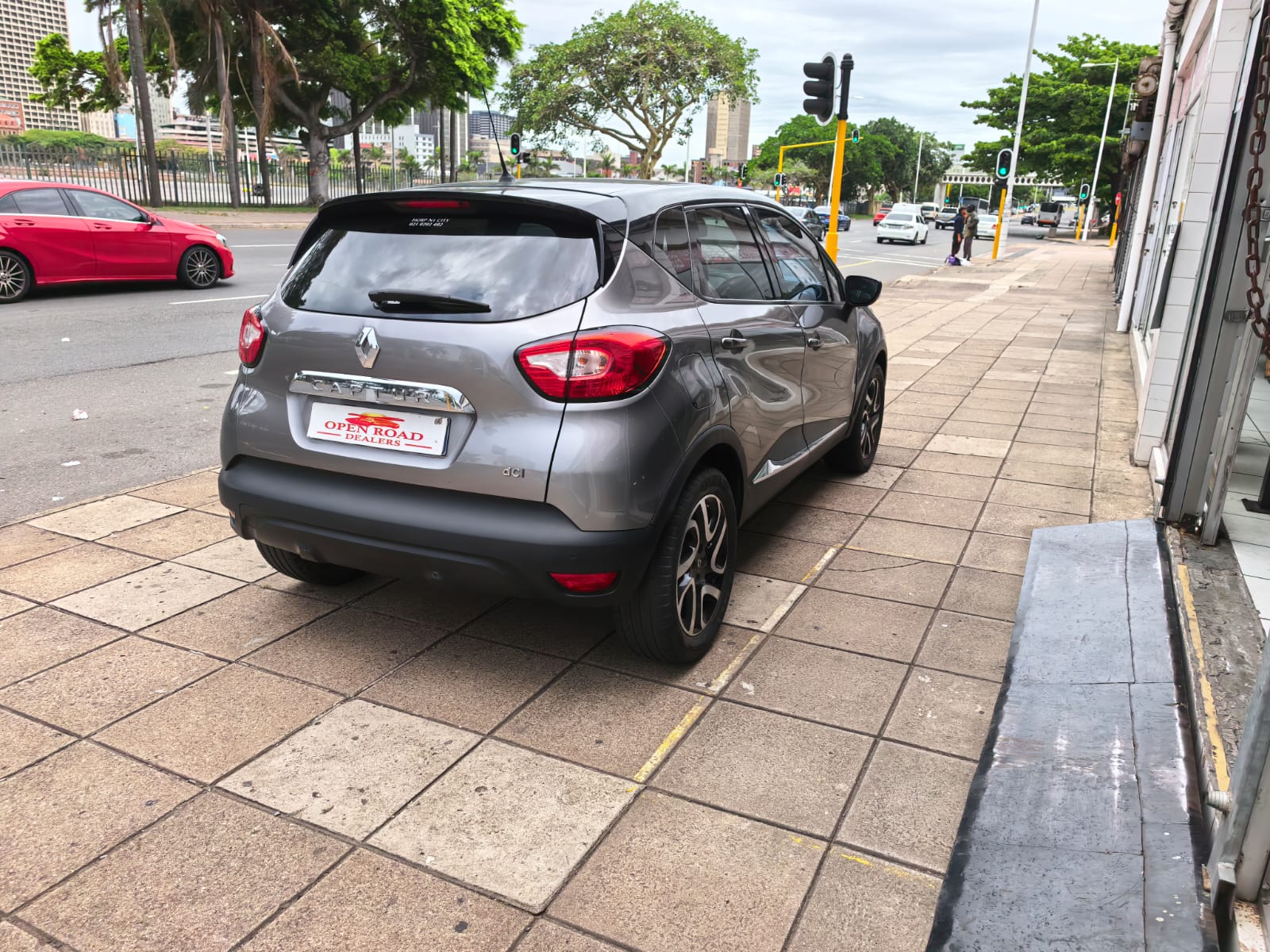 
								2017 Renault Captur 1.5 dCi Dynamique full									