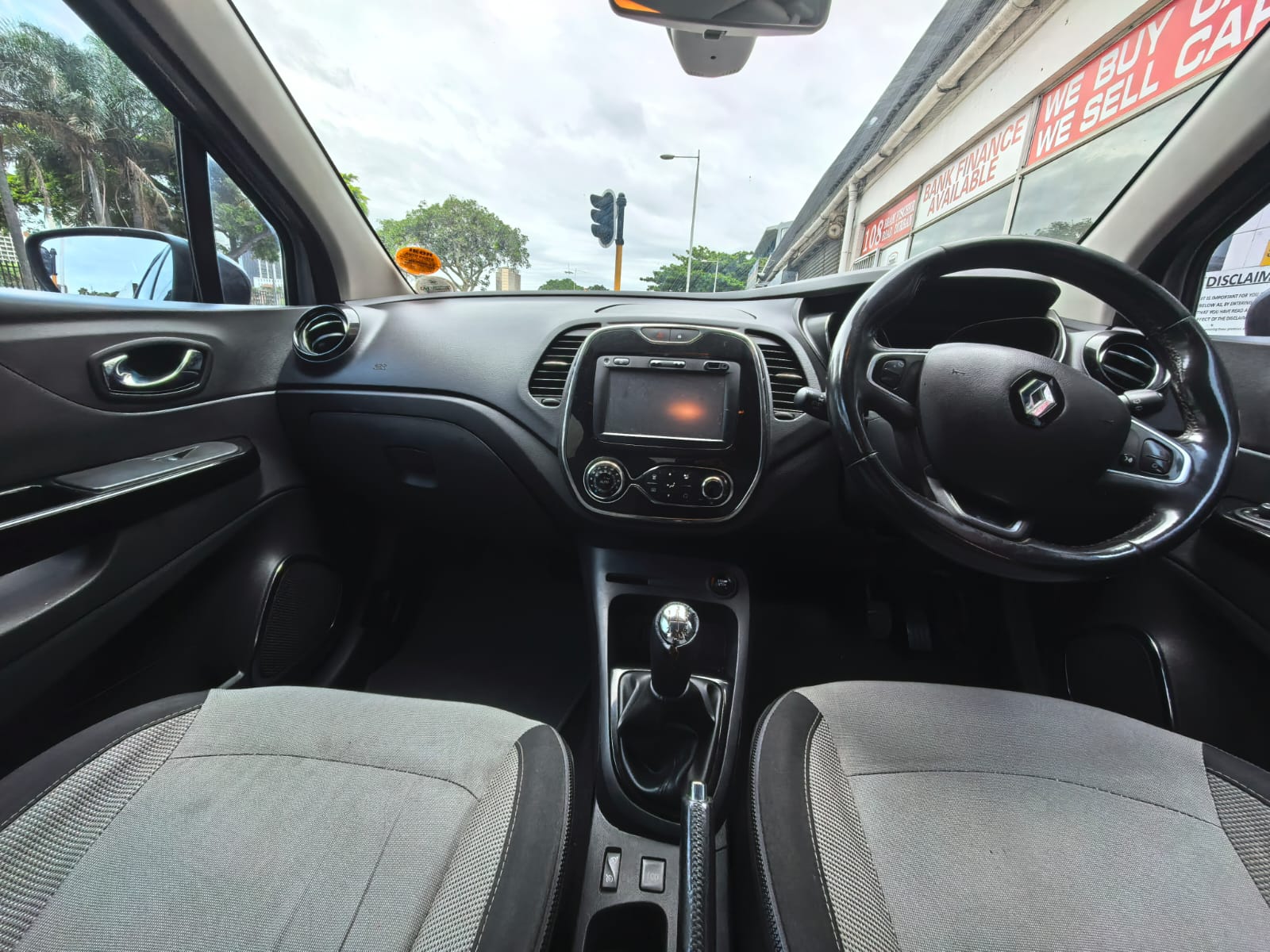 
								2017 Renault Captur 1.5 dCi Dynamique full									