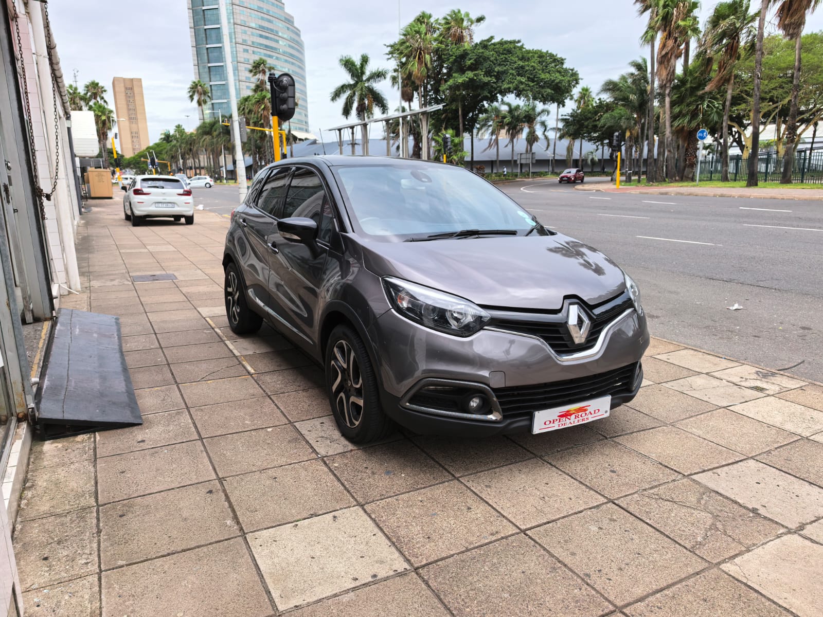 
								2017 Renault Captur 1.5 dCi Dynamique full									