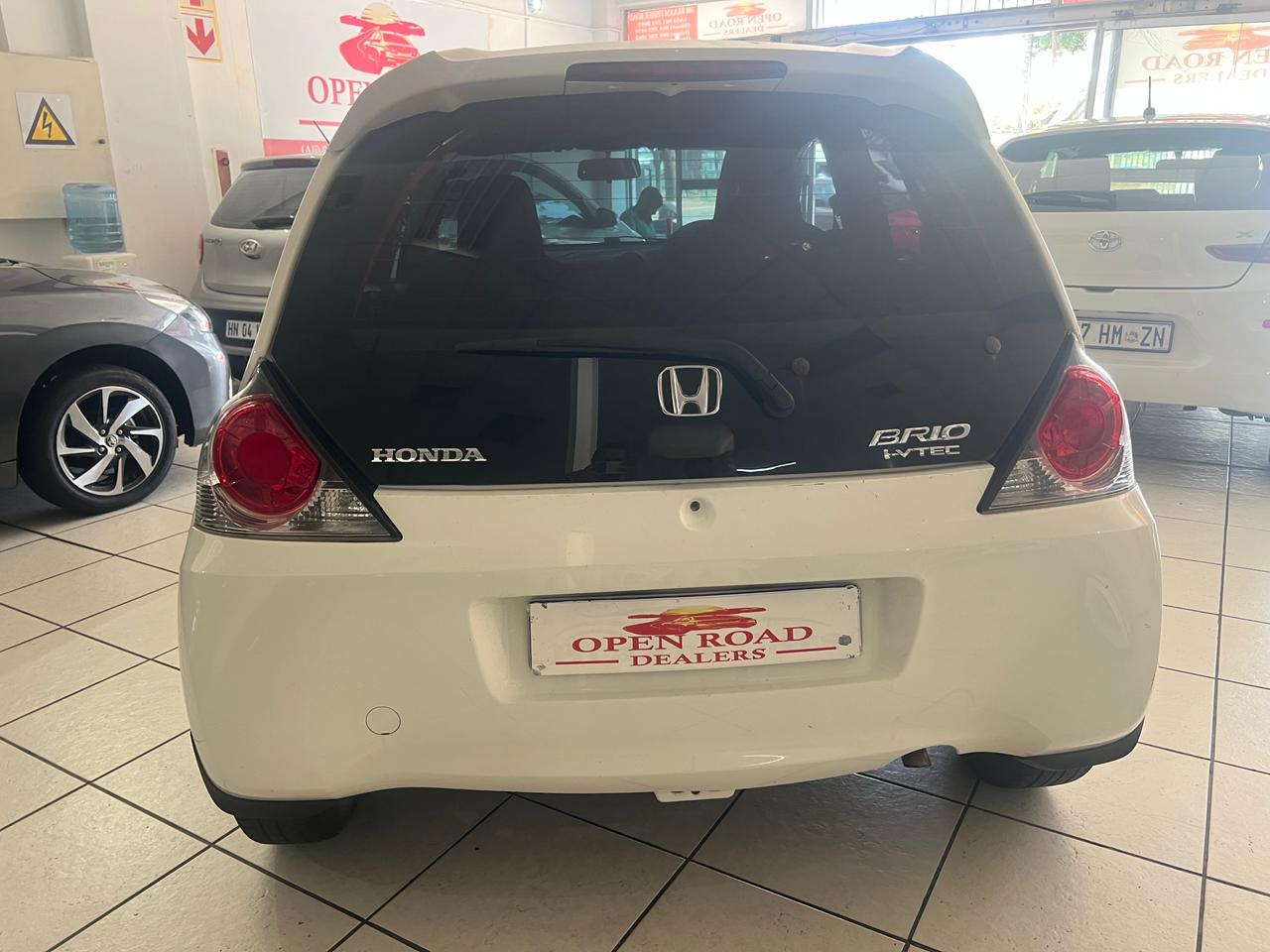 
								2015 Honda Brio 1.2 Comfort full									