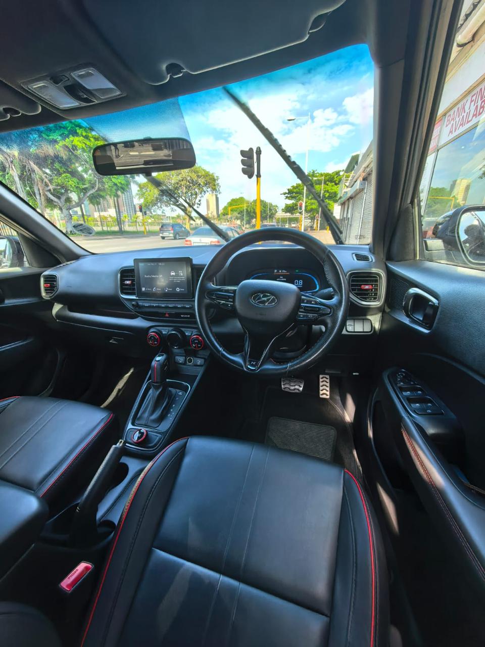 
								2023 Hyundai Venue 1.0 TGDI N-Line DCT full									