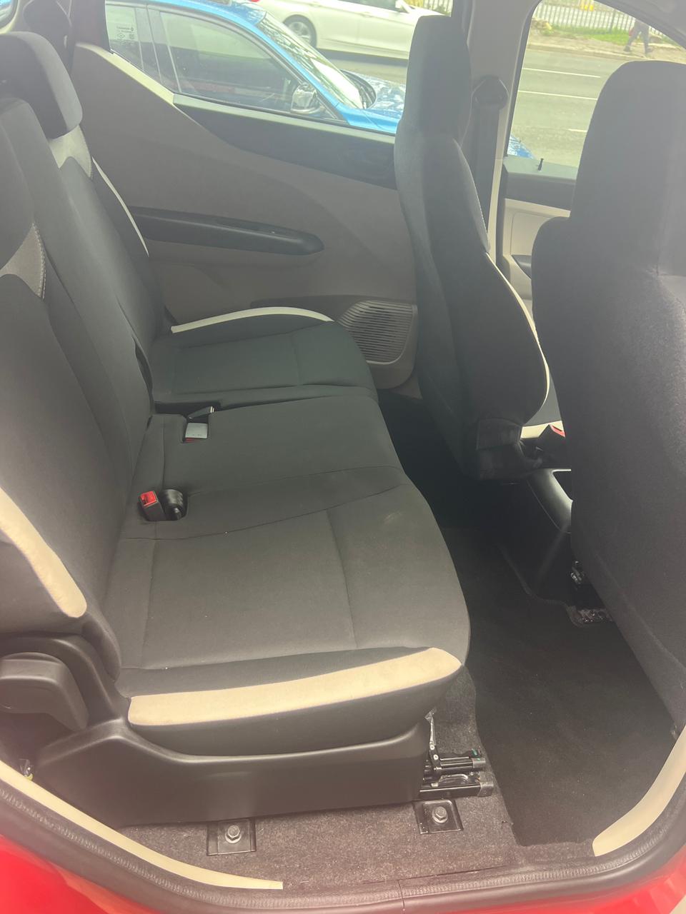 
								2025 Renault Triber 1.0 Dynamic full									