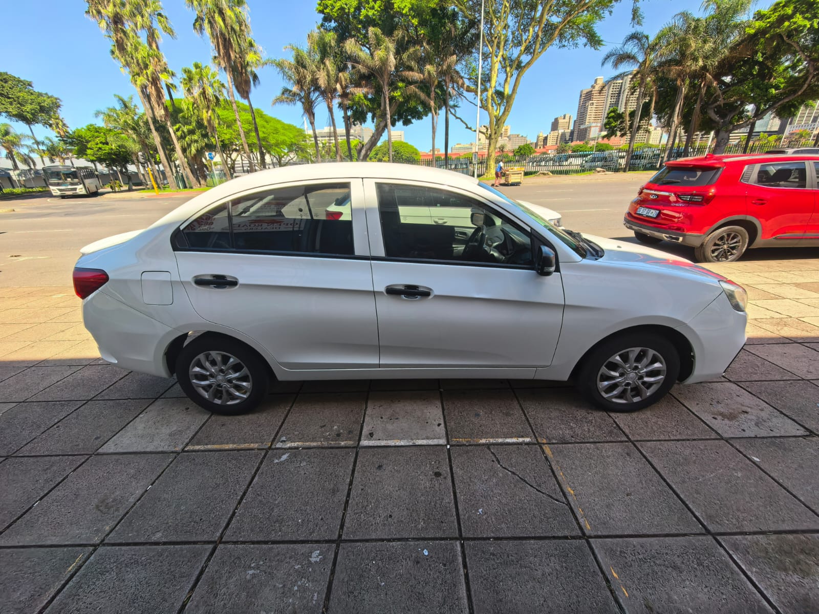 
								2023 Proton Saga 1.3 Standard Auto full									