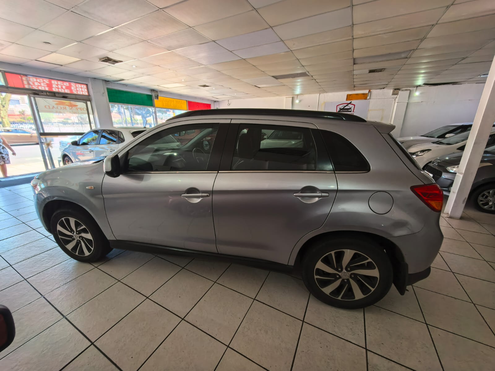 
								2015 Mitsubishi ASX 2.0 GL full									