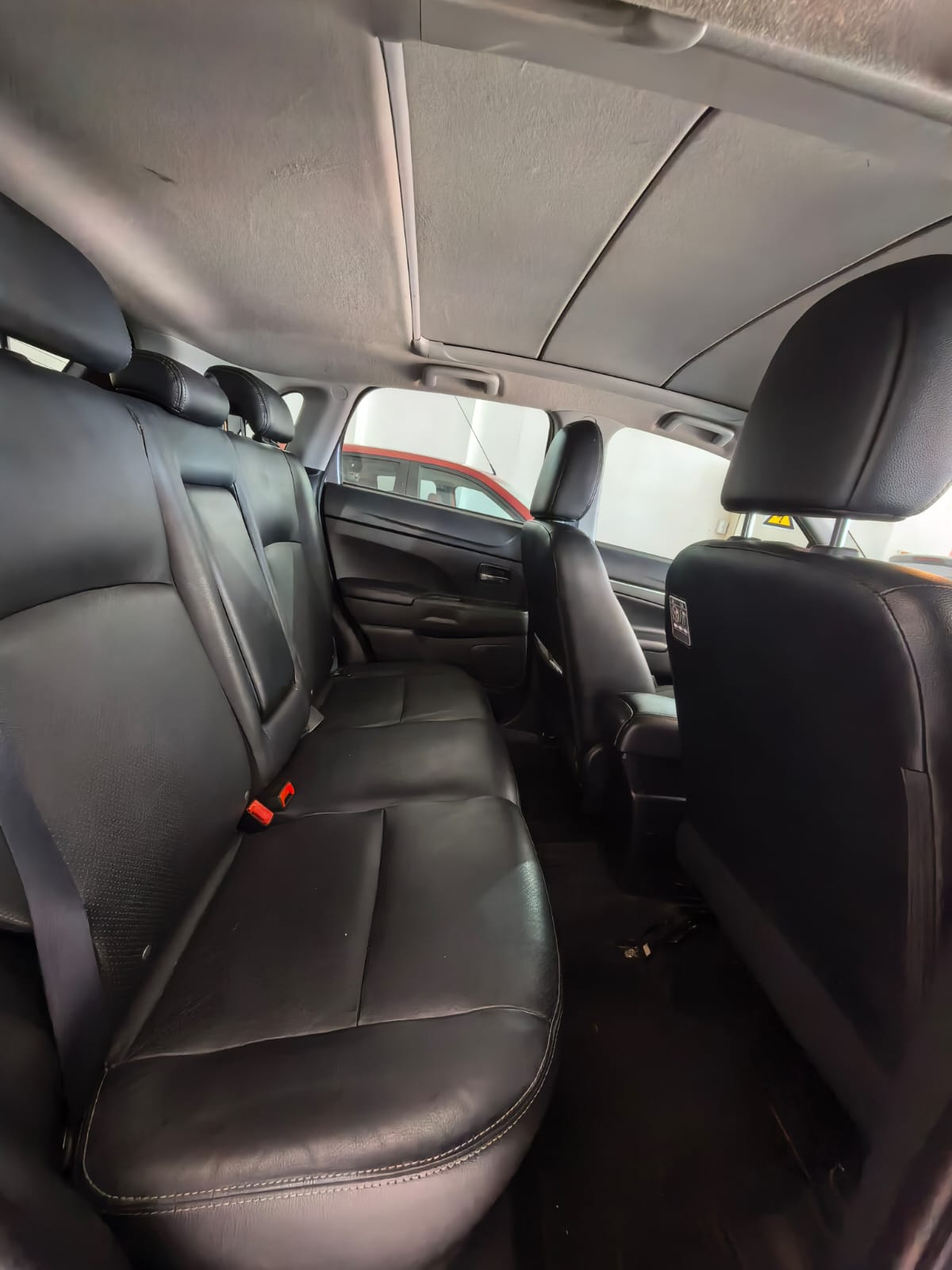 
								2015 Mitsubishi ASX 2.0 GL full									